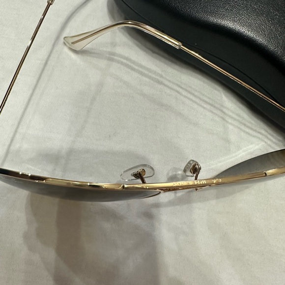 Gold and brown Ray Ban Aviator 56mm Large - Picture 3 of 4